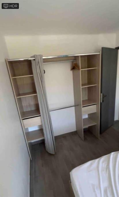 Superbe T3 Climatise Avec Balcon Parking Public Gratuit Apartment Marseille Exterior photo