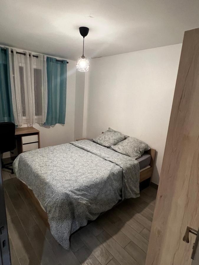 Superbe T3 Climatise Avec Balcon Parking Public Gratuit Apartment Marseille Exterior photo